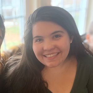 Meet your Posher, Maia